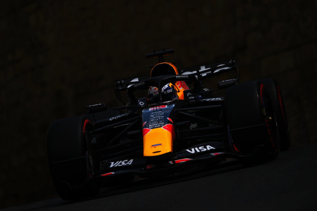 Junk_Driver29's tweet photo. πβΌοΈVictoria de Rusell βΌοΈ π
Victoria para Rusell y doble podio para Red Bull
1- George Rusell
2- Max Verstappen
3- Isack Hadjar
10-Carlos Sainz
13-Gabriel Bortoleto
15-Checo PΓ©rez
17-Franco Colapinto
21-Fernando Alonso
#F1 #AzerbaijanGP #Race #Raceweekend https://t.co/2EubTkqJma