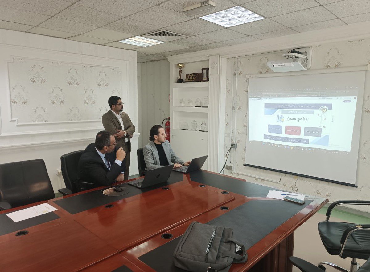 andalus_primary's tweet photo. ترسيخا لمفهوم التعاون، وتأصيلا لمبدأ تبادل الخبرات؛ قام أ. محمد عبدالرحمن- المشرف الإداري- بزيارة عمل إلى مدرسة عبدالله بن جاسم آل ثاني الابتدائية، التقى خلالها زملائه المشرفين الإداريين في المدرسة، وتم خلالها تبادل الآراء والأفكار، التي تسهم في رفع مستوى الإشراف الإداري وتطويره. https://t.co/KdRLw2rrxu