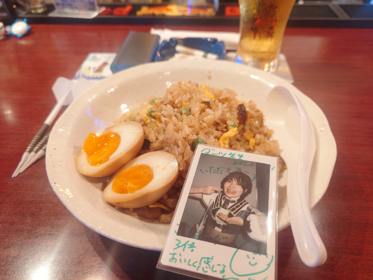 fuku_foozy's tweet photo. いつものダーツバーで味玉チャーハンです。 https://t.co/f0VWnlxfBV