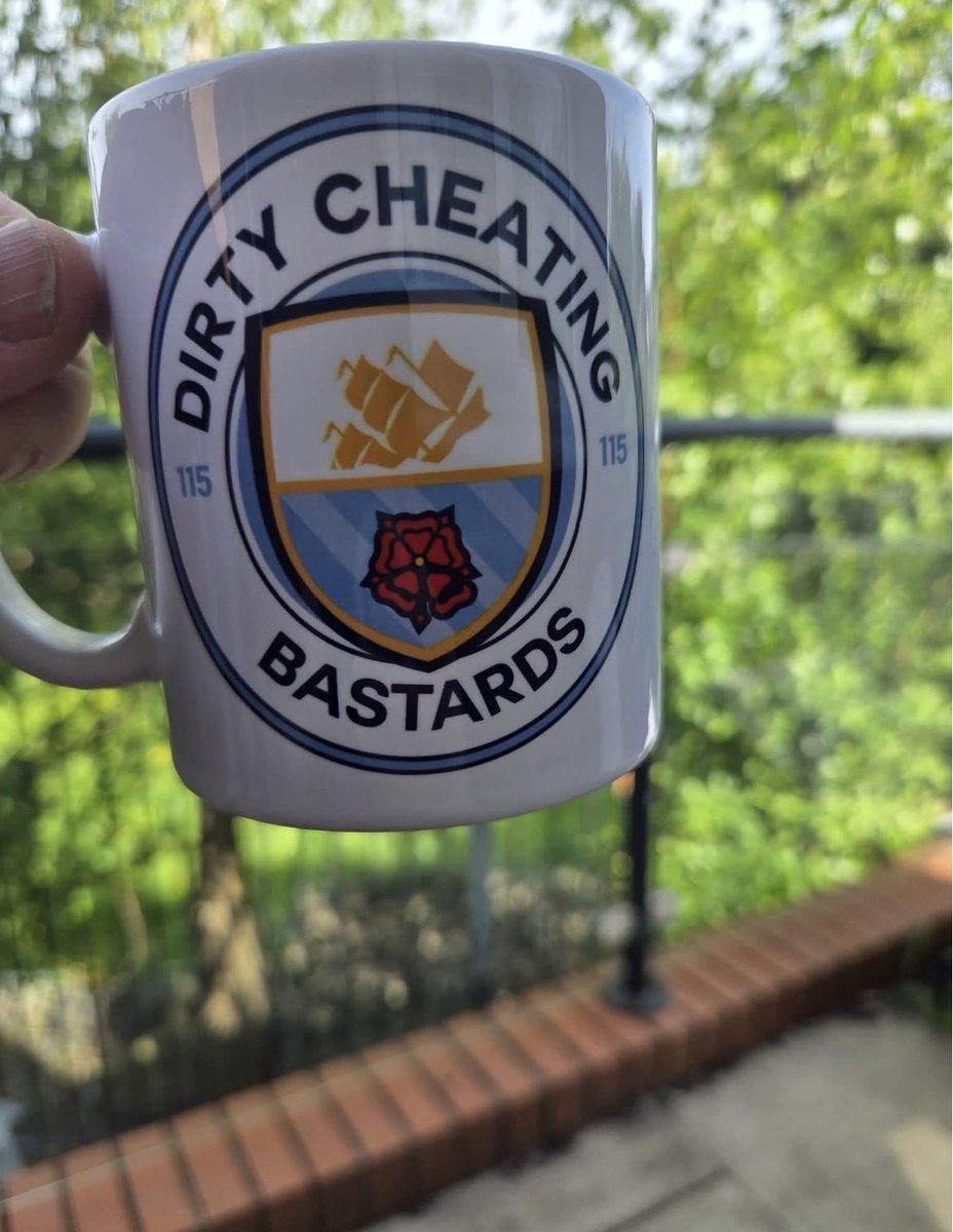 PL__OOC's tweet photo. The most popular mug this season : https://t.co/UZeIrggoH0