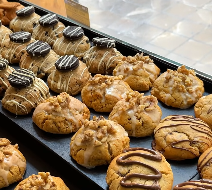 daily_dolce's tweet photo. Chocolate filled cookies >> https://t.co/imeauvnxl1