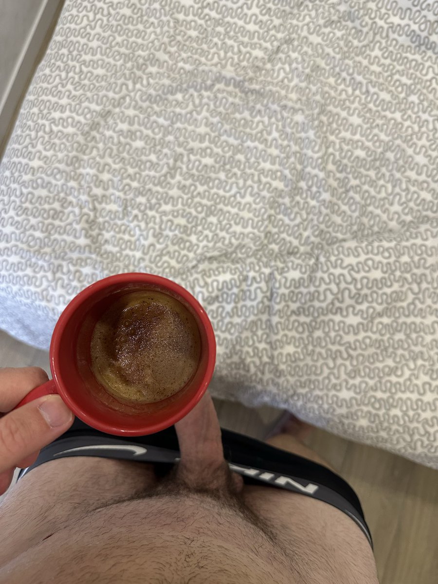 FitBoy_69's tweet photo. Un café ou ma queue ? ☕️🍆 https://t.co/eoIxhAj8UY
