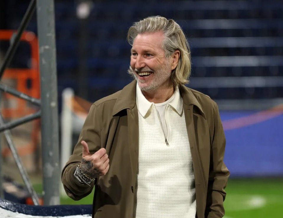 GenFooty's tweet photo. EXCL: Peterborough United are not currently considering Robbie Savage for their vacant managerial position, despite reports linking the Forest Green boss with the job.

Savage’s name has been mentioned among potential candidates, but I understand he is not under consideration at this stage.

#PUFC || #POSH