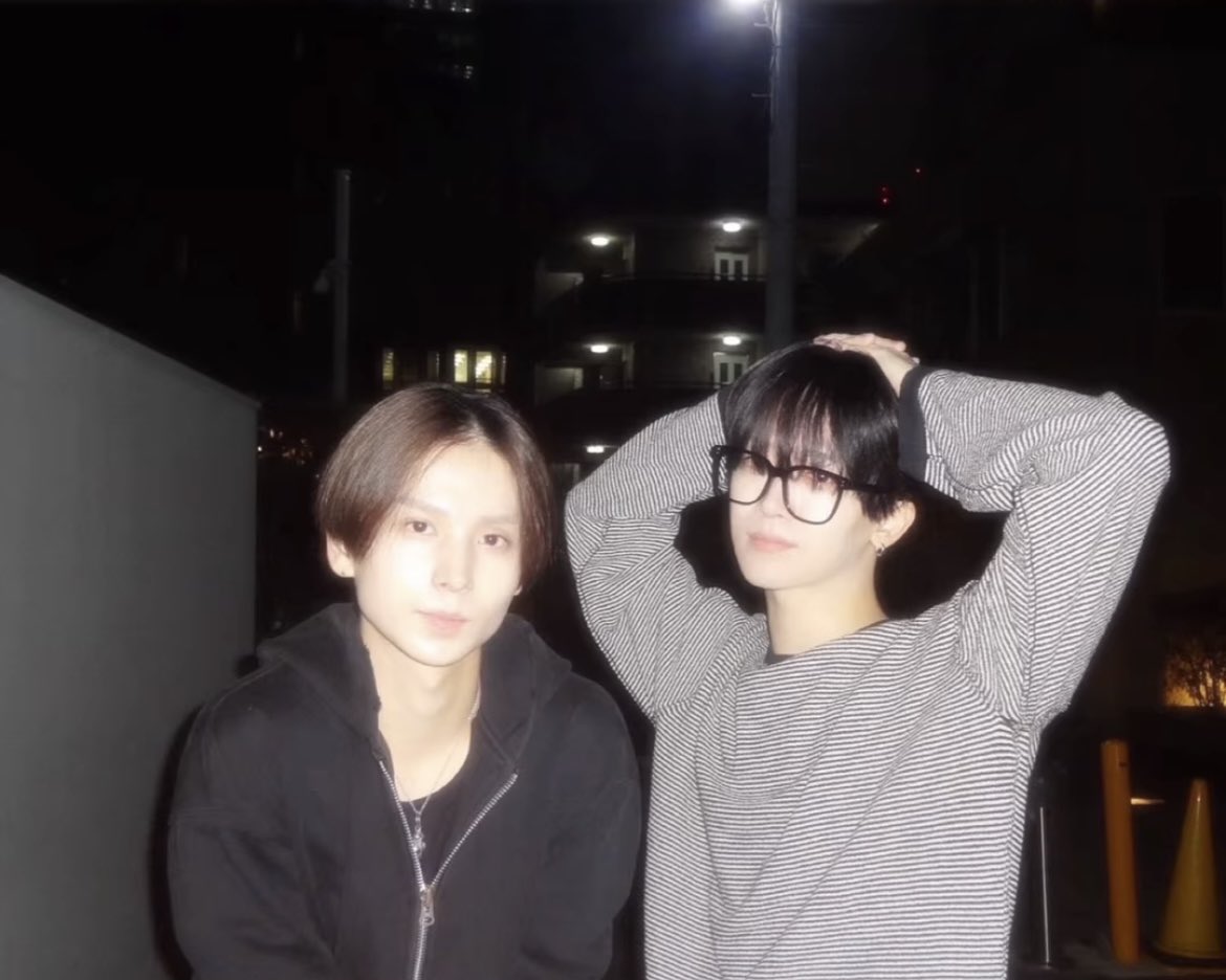 genkai_teihen's tweet photo. まじでどかメロすぎて無理😭😭😭😭😭😭😭😭😭😭😭😭😭😭😭😭😭😭😭😭😭😭😭😭😭😭😭😭長袖神😭😭😭😭😭😭😭😭😭😭😭😭💕💕💕💕💕💕💕💕💕💕💕💕 https://t.co/kBM5uo4tth