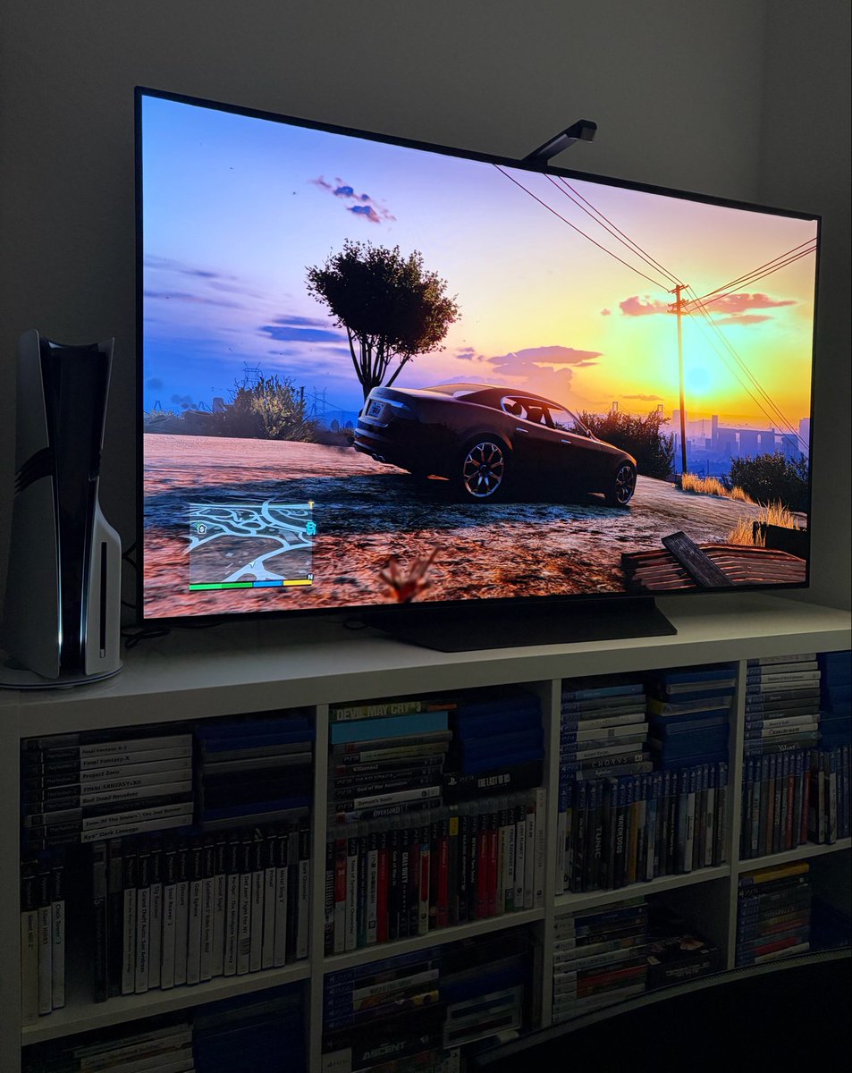 GermanStrands's tweet photo. So many people have been asking me if an OLED TV is really worth it.

Yes! 100% worth it.

Honestly one of the biggest upgrades imo. Especially for GTA 6 and future horror games. Those deep blacks are gonna look absolutely insane. https://t.co/mtPIgvTZ0r