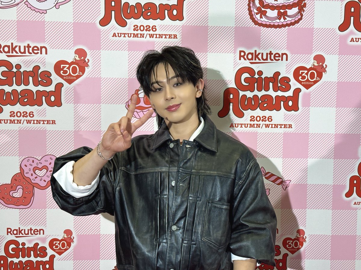 onenonly_tokyo's tweet photo. 『Rakuten GirlsAward 2026 AUTUMN/WINTER』にご来場した皆さん
僕たちは #ONENONLY(#ワンエン オンリー) です🐶

◤ WHO?? ◢  
ボーカル🎤
#EIKU(#山下永玖)

Instagram📸
🔗https://t.co/85OaFIBxXO

@GirlsAward
#ガルアワ #ガルアワ2026AW https://t.co/EY6LzIaggs