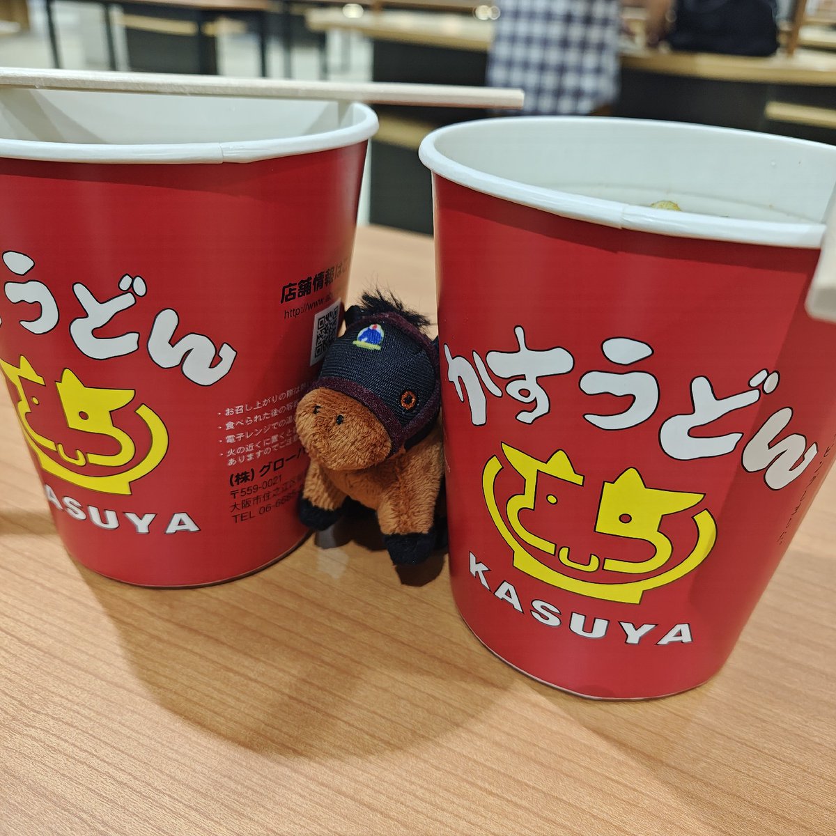 AyanARHA's tweet photo. いや～スタバのティーのやつのチャイパウダー増量したら辛くて美味しかったチャイね～～～ https://t.co/TFcmICvfqM
