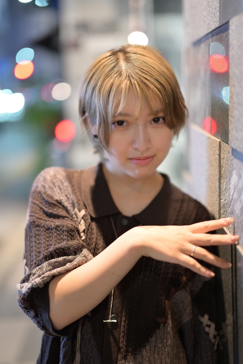 Oshitom333's tweet photo. ＃ことり撮影会　餡奈さんです@marmaladeann
柳町市場周辺　夜の餡奈さんいいですね。ところで、電話ボックスがあったらとりあえず撮りますね。😁 https://t.co/RhkRJ0CE7L