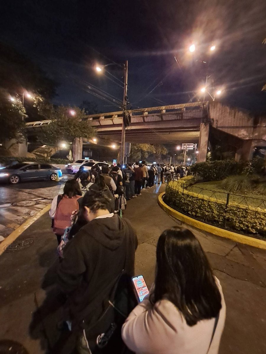 albrt015's tweet photo. Tenía que llegar ESE día y ya llegó. https://t.co/CY5eBaQrWh