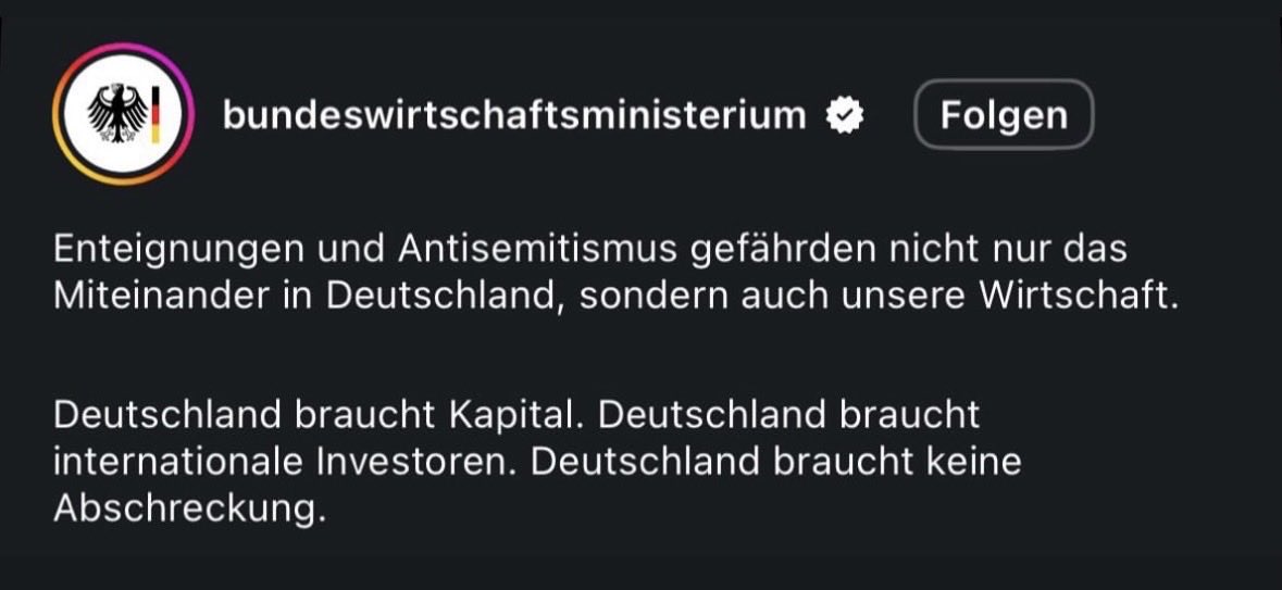 hahauenstein's tweet photo. Die Verblödung kennt keine Grenzen mehr https://t.co/pqbm9S9qp1