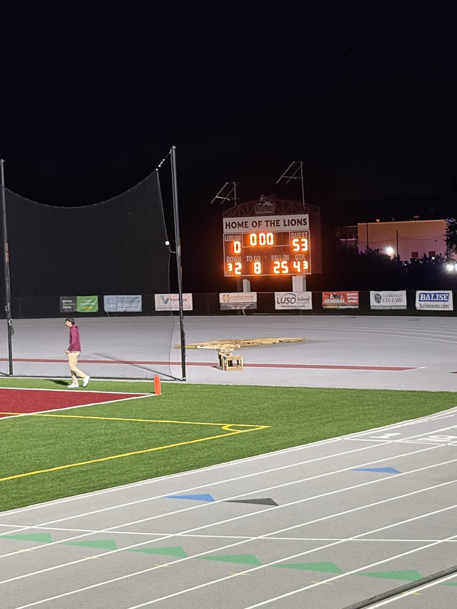 msheldon70's tweet photo. Huge blow out over ludlow 53-0. 
Some quick highlights from the game showing how well my boys work as a team. @ProspectID_  @Coach_Lebeau @CollegeScoutFL @Mike_Cerasuolo 
#Massfootball #belchertown #football #highlights https://t.co/H6l7LldzWo
