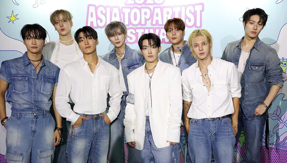 lovelifebeauty_'s tweet photo. [📷] 260920 ATEEZ | ATA Festival behind photo https://t.co/q0ihsXd67h