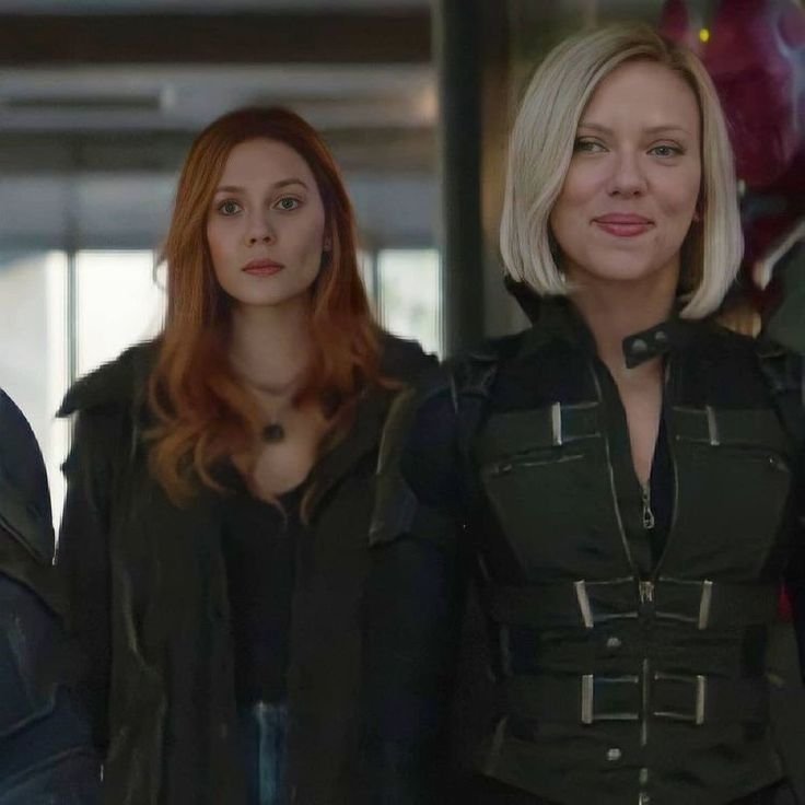 gutsy_lola's tweet photo. wanda and natasha could've had such an incredible bond if marvel had actually given them more than a handful of moments together :( https://t.co/PQqEqtNODW