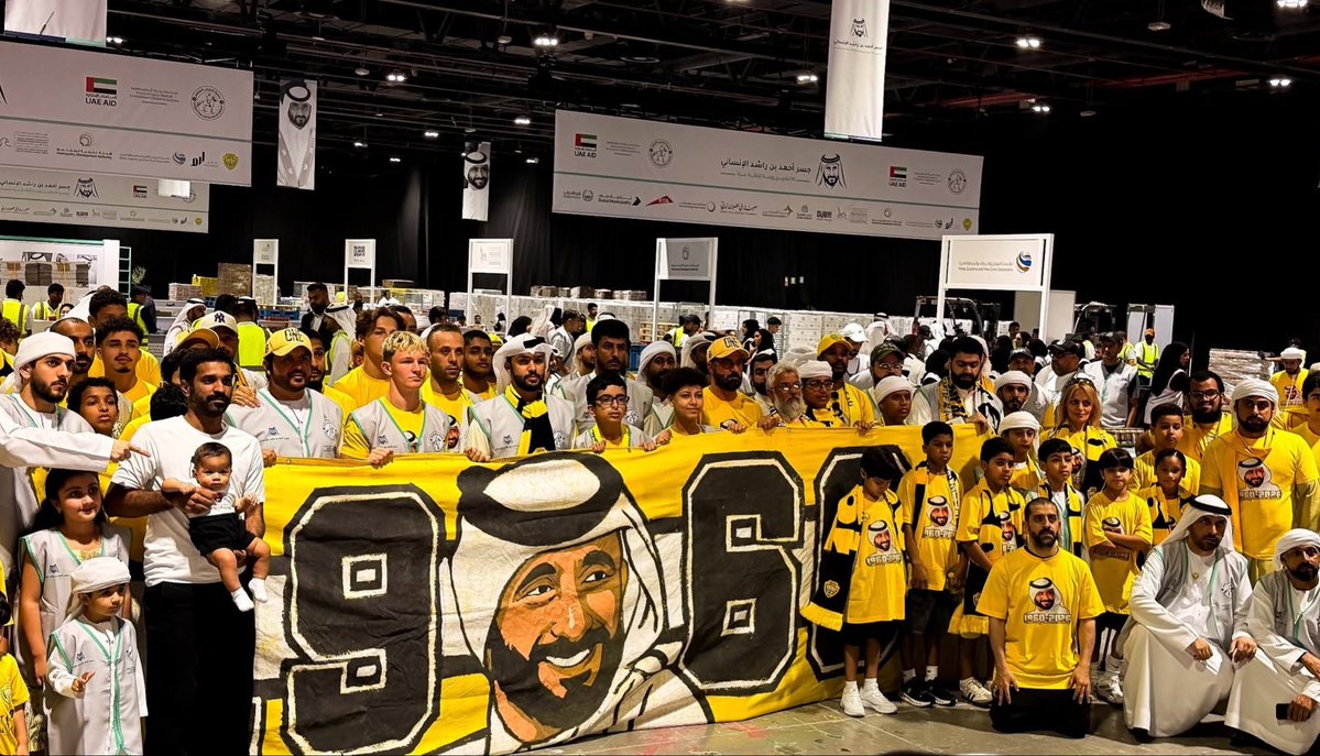 abdullaa88's tweet photo. في قلوب ابنائك للابد 💛 https://t.co/dDz2C17nka