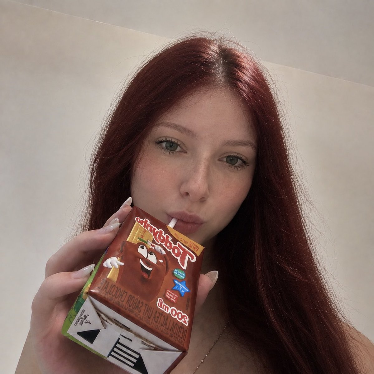 TanAubrey04's tweet photo. Vocês preferem nescau ou toddy gente? 😙 https://t.co/jk6hyIzfMC