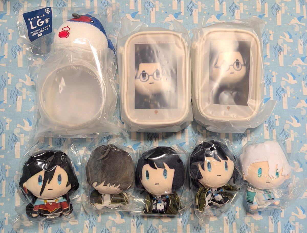 m_aoi_kiyo's tweet photo. 【交換】刀剣乱舞 フリューくじ 御伴散歩 ぽちくじ その2

譲→
LG賞
A賞:南海
B賞:和泉守 桑名 松井 雲生
C賞(ミニタオル):
童子切 三日月 大典太 ソハヤ 鳴狐
謙信 小豆 日光 則宗 二筋樋
D賞(近侍ピンシール):
明石 亀甲 燭台切 小竜 山伏 堀川
髭切 膝丸 千代金丸 北谷菜切 実休 面影 https://t.co/zZNexOpz8y