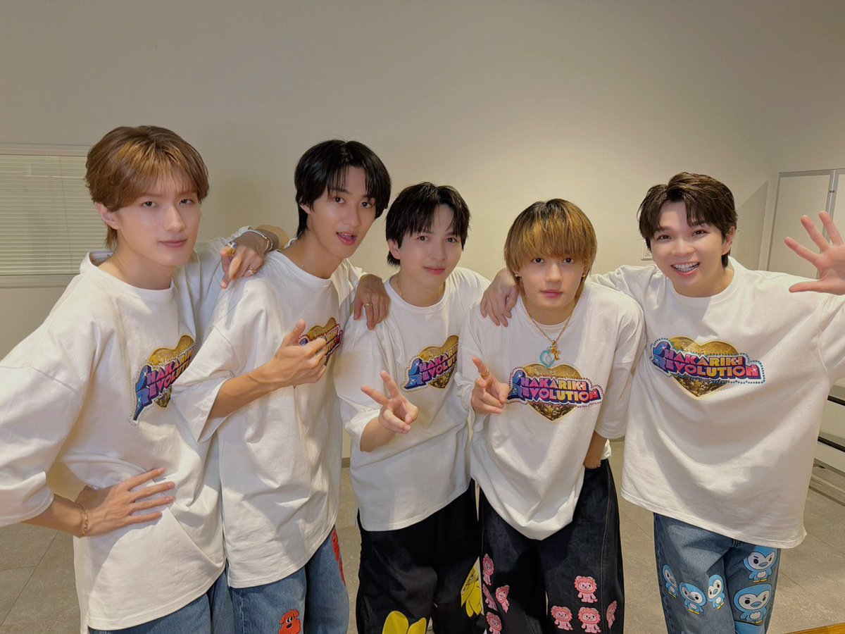miilk_faninfo's tweet photo. 🎁✨ M!LK プレゼントキャンペーン ✨

M!LK ARENA TOUR 2026-2027 開催記念🐮💖

抽選で100名様にM!LKグッズをプレゼント🎉

応募方法👇
① 
@miilk_faninfo
 をフォロー
② ❤️いいね
③ 🔁リポスト

当選者にはDMでご連絡いたします📩
たくさんのご応募お待ちしております！✨

#MILK https://t.co/ngVftgG19x