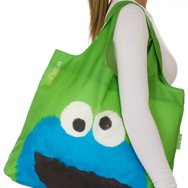 BbuysLimited's tweet photo. Envirosax reusable roll-up foldable shoulder shopping bag ; Cookie Monster etc. #Envirosax #picnic #eyes #summer #cookiemonster #foldable #rollup #monster #sesamestreet #cookies #giftidea #bird #bigbird #biscuit #tote #bag #Bbuys https://t.co/IGRVYWYHdN