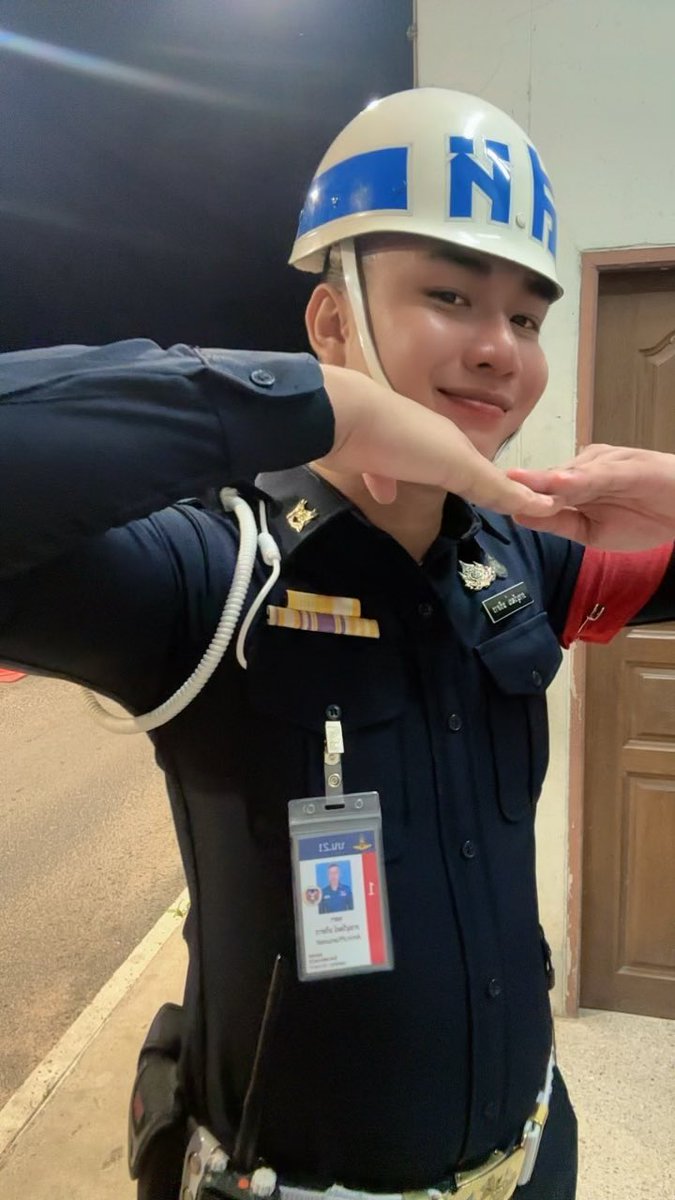 _56vdne's tweet photo. เข้าเวร😅 https://t.co/TpuxT7gfxt