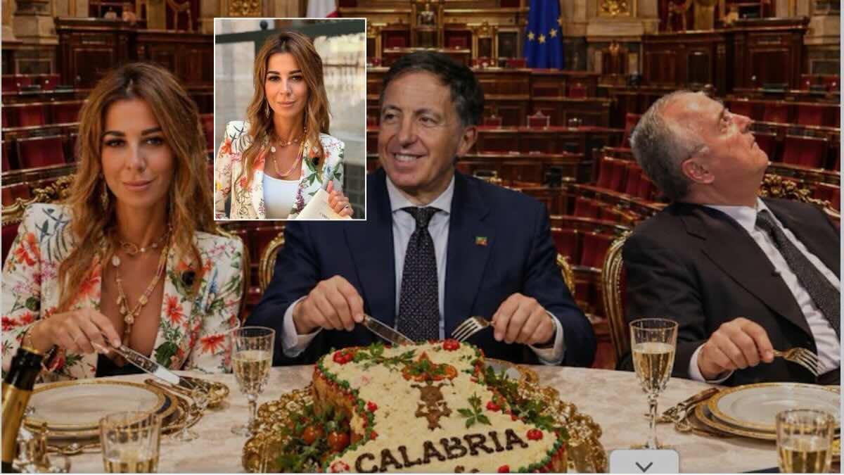 Open_gol's tweet photo. Vannacci pubblica la foto ritoccata di Matilde Siracusano: via il top e scollatura profonda. Scoppia la bufera sul post per Reggio Calabria https://t.co/wdK6SET3Fp https://t.co/2BYbgBAnRf
