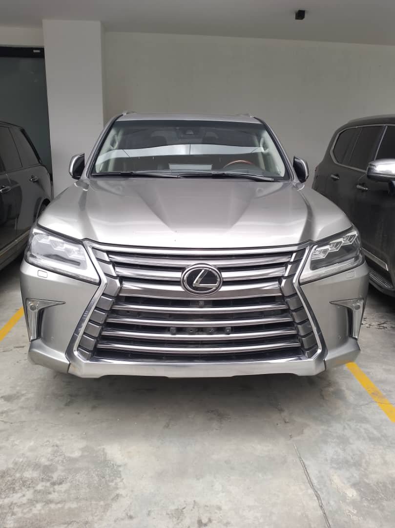 softcarsng's tweet photo. 🇳🇬  LEXUS LX570  2021
Registered-Barely Used-[Engine-Gear-Ac @ll Perfect] First Body-Brand New Std 
📍Lagos 🔖 92m

☎️ Call or DM Us on What's App 08025664257
 Join Our Exclusive Sales on WHATSAPP CHANNEL NOW

FOLLOW US FOR MORE AFFORDABLE CARS DEALS IN NAIJA

LIKE 👍and SHARE https://t.co/47rBvXHHbw