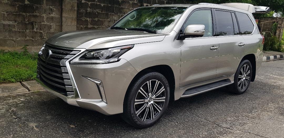 softcarsng's tweet photo. 🇳🇬  LEXUS LX570  2021
Registered-Barely Used-[Engine-Gear-Ac @ll Perfect] First Body-Brand New Std 
📍Lagos 🔖 92m

☎️ Call or DM Us on What's App 08025664257
 Join Our Exclusive Sales on WHATSAPP CHANNEL NOW

FOLLOW US FOR MORE AFFORDABLE CARS DEALS IN NAIJA

LIKE 👍and SHARE https://t.co/47rBvXHHbw