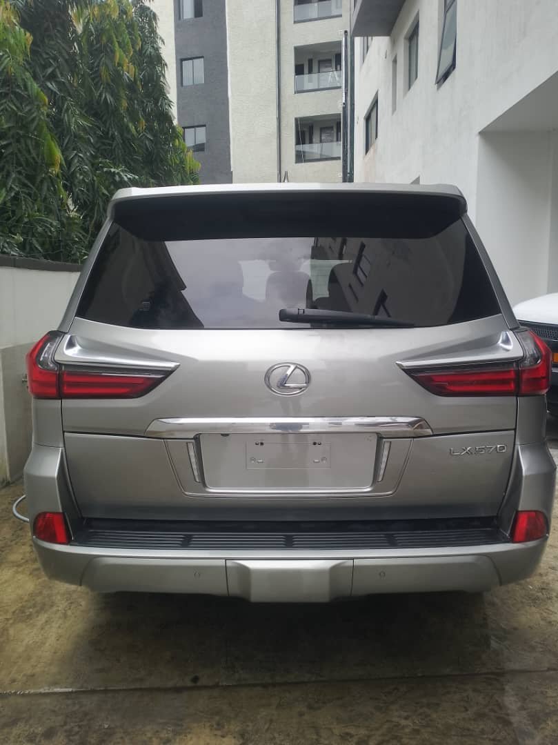 softcarsng's tweet photo. 🇳🇬  LEXUS LX570  2021
Registered-Barely Used-[Engine-Gear-Ac @ll Perfect] First Body-Brand New Std 
📍Lagos 🔖 92m

☎️ Call or DM Us on What's App 08025664257
 Join Our Exclusive Sales on WHATSAPP CHANNEL NOW

FOLLOW US FOR MORE AFFORDABLE CARS DEALS IN NAIJA

LIKE 👍and SHARE https://t.co/47rBvXHHbw