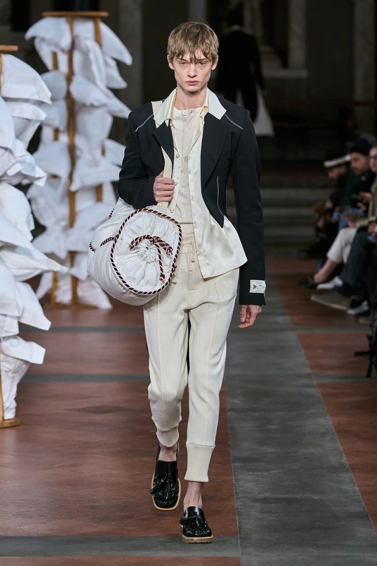 _greywithin's tweet photo. S.S. Daley Fall 2024 Menswear https://t.co/kTrsG42UEF