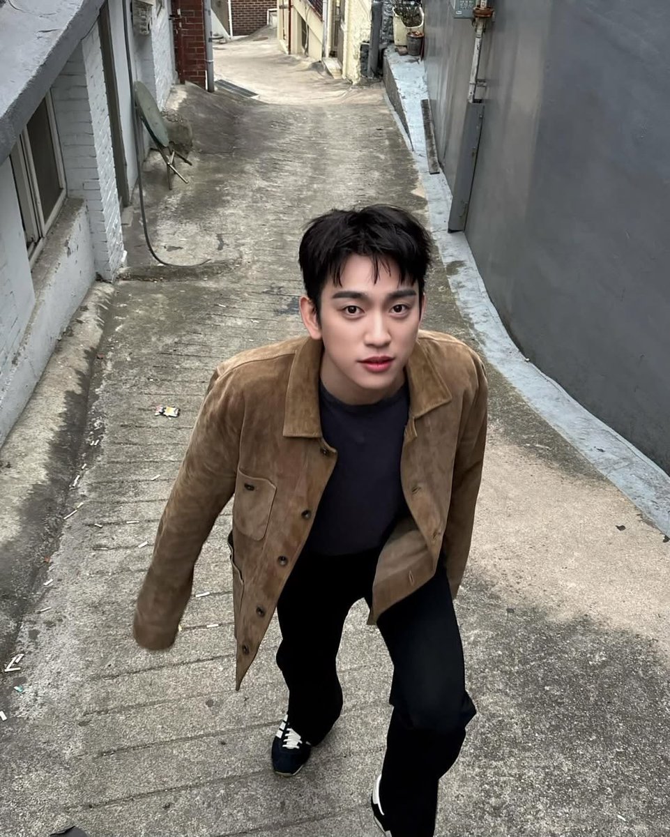 wlsduds2's tweet photo. 나중에 이런 녕냥이 사진 모아서 스티커 만들고시픔… 너무 귀여우니까…… https://t.co/EoFD8VyOQS