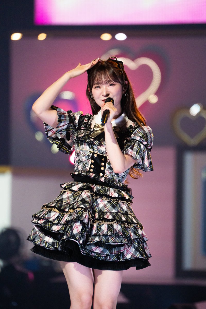 tokky11v's tweet photo. ずっきーって、いつも華やかで
見てるこっちが笑顔になる

本当に太陽みたいな存在☀️

#山内瑞葵
#AKB48
#AKBサンコンコン https://t.co/stXR1f5dxg