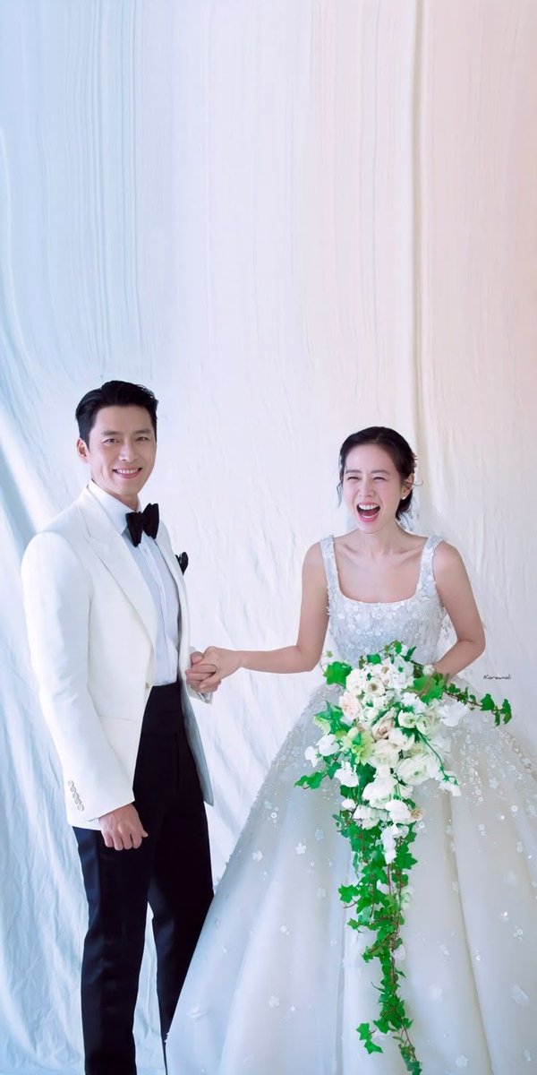 TheMovieNest80's tweet photo. HAPPY 44TH BIRTHDAY TO HYUN BIN, SON YE-JIN’S BELOVED HUSBAND. ❤️🎂

I still remember watching Secret Garden back in 2012 and thinking, “Yeah… this man is going to be one of my favorites.” 😍

And somehow, 14 years later, I'm STILL here.

From Kim Joo-won in Secret Garden…

to Captain Ri in Crash Landing on You…

to the completely different Baek Ki-tae in Made in Korea…

Hyun Bin has given us SO many unforgettable characters over the years.

What I love most is that he never got stuck playing just one type of character.

The arrogant rich guy.

The quiet soldier.

The action hero.

The troubled historical character.

The ruthless, ambitious antihero.

He keeps reinventing himself.

And of course, watching him and Son Ye-jin go from Crash Landing on You to becoming husband and wife will always be one of the sweetest K-drama stories ever. 🥹❤️

14 years after I first fell for his acting in Secret Garden…

I'm still watching.

Happy 44th birthday, Hyun Bin. 🎂❤️

Here's to many more unforgettable roles. 🥂

And yes…

Son Ye-jin really got the man I've been watching since 2010. 😂❤️

#hyunbin #sonyejin #thescandal #madeinkorea