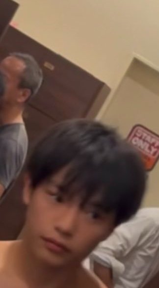 Psychphinx's tweet photo. この動画を持っている人と交換します。 ♨️やその他いろいろあります。 https://t.co/1VBgNfXFIs