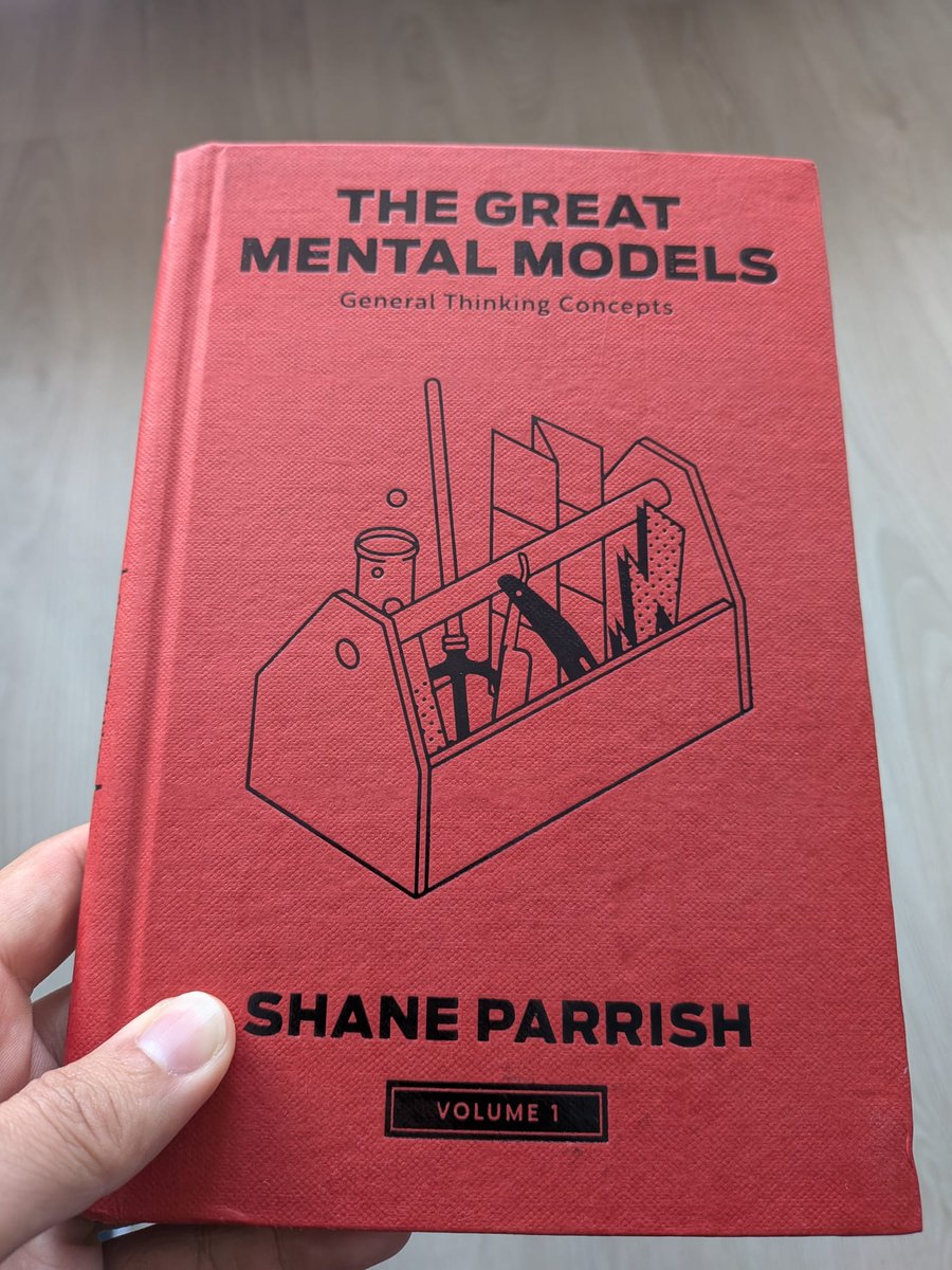 PranavKiranBV's tweet photo. 1/8 Finished @shaneparrish’s The Great Mental Models Vol 1. 📚 Mixed bag overall. Here’s a run-through of what stuck and what didn’t: https://t.co/zjDOhg6kiu