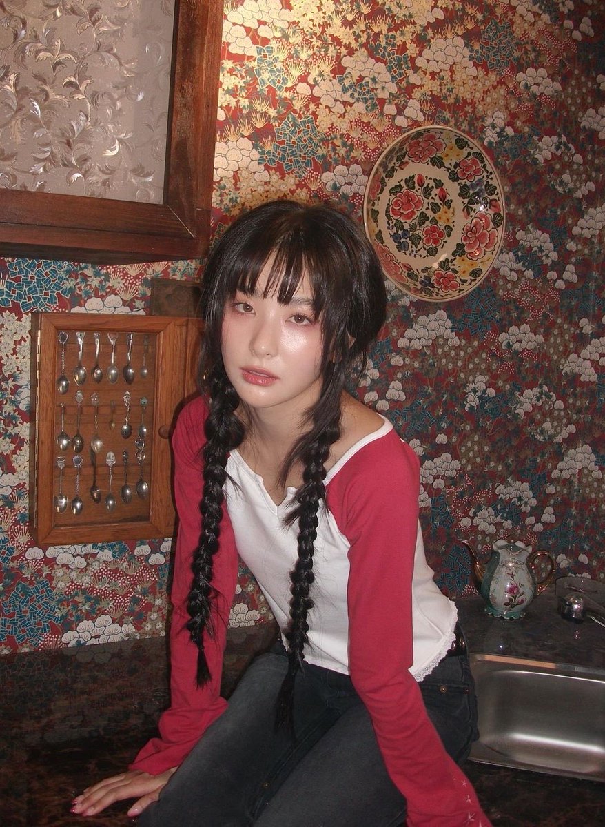 ayadotnet's tweet photo. 🌂🪻🩷🌺💋🍅🦞🍊🏵️ https://t.co/2lkd2TxDt7