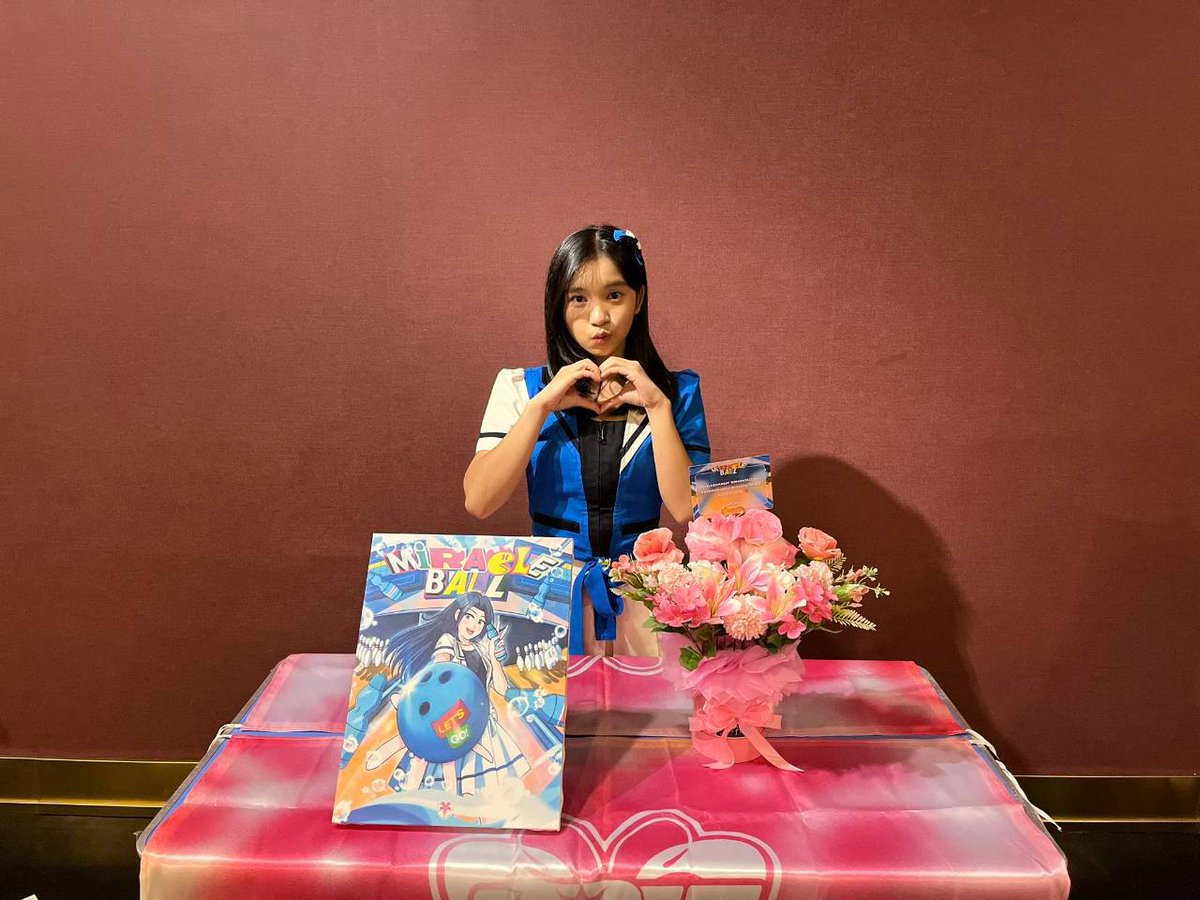 EsDawetSegeer's tweet photo. Selamat Shonichi Nuynuy @n_Intanjkt48
Thankyou Juga Buat Show Nya Kemarin!!
Kurang Satu lagi keknya kita itu @_azrinaz123
#IntanGanbou
#FirStrikeIntan https://t.co/zSoogMFh3z