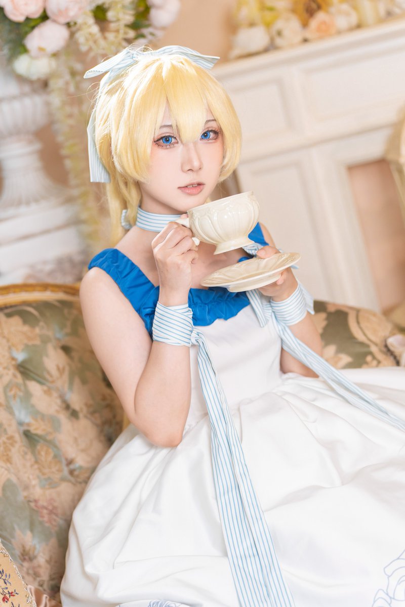 aisha199323's tweet photo. ⚠️Cosplay/Who made me a princess 

「參見歐貝利亞帝國的繁星——
阿塔娜希婭 德伊 安傑爾 歐貝利亞公主殿下」

#某天成為公主 
#ある日お姫様になってしまった件について 
#cosplay
#Whomademeaprincess https://t.co/RsezmdVbGM