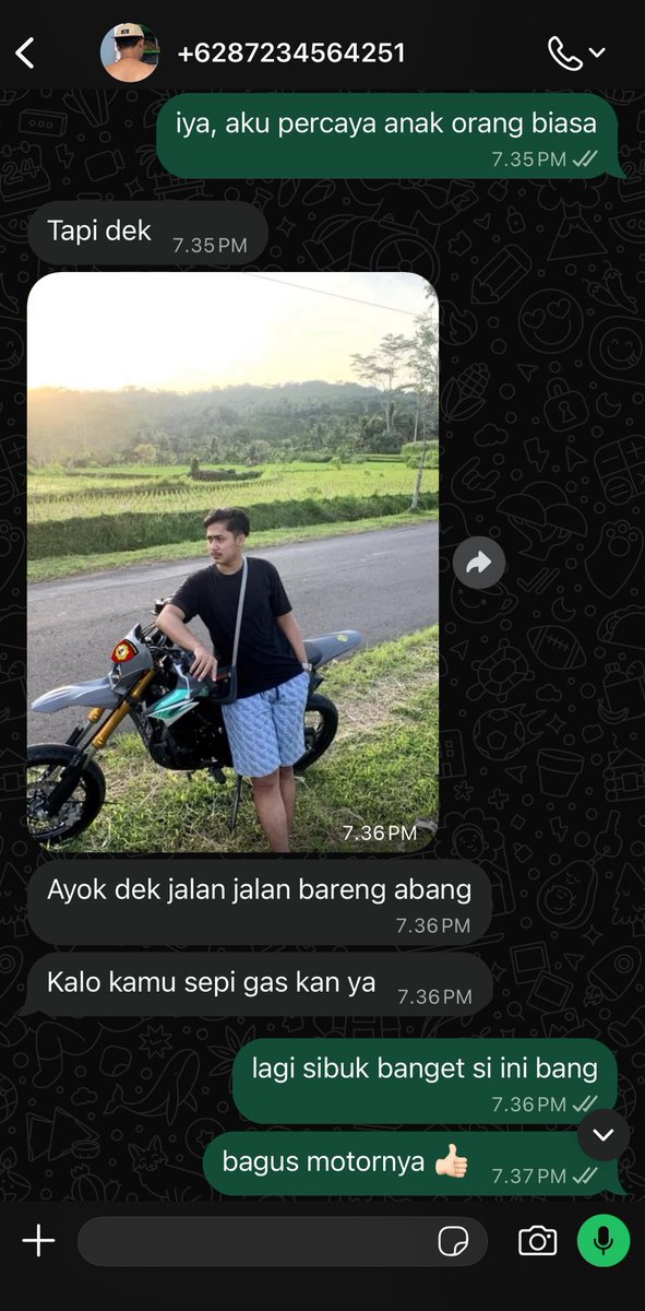 bersatubuh's tweet photo. siapa yg mau jalan bareng abang ini ? https://t.co/5wmGVy63wS
