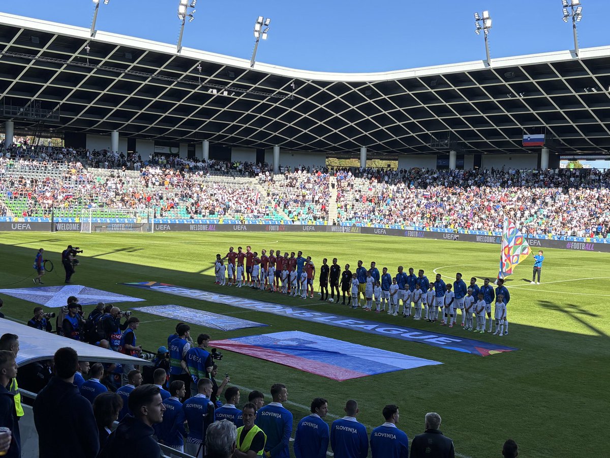 DrIainKennedy's tweet photo. ⚽️ Slovenia 🇸🇮 v 🏴󠁧󠁢󠁳󠁣󠁴󠁿 Scotland 

🏟️ Stadion Stožice, Ljubljana

🏔️ Beautiful country by the Alps

🏆 UEFA Nations League

#SLOSCO https://t.co/2YnV46jqXG