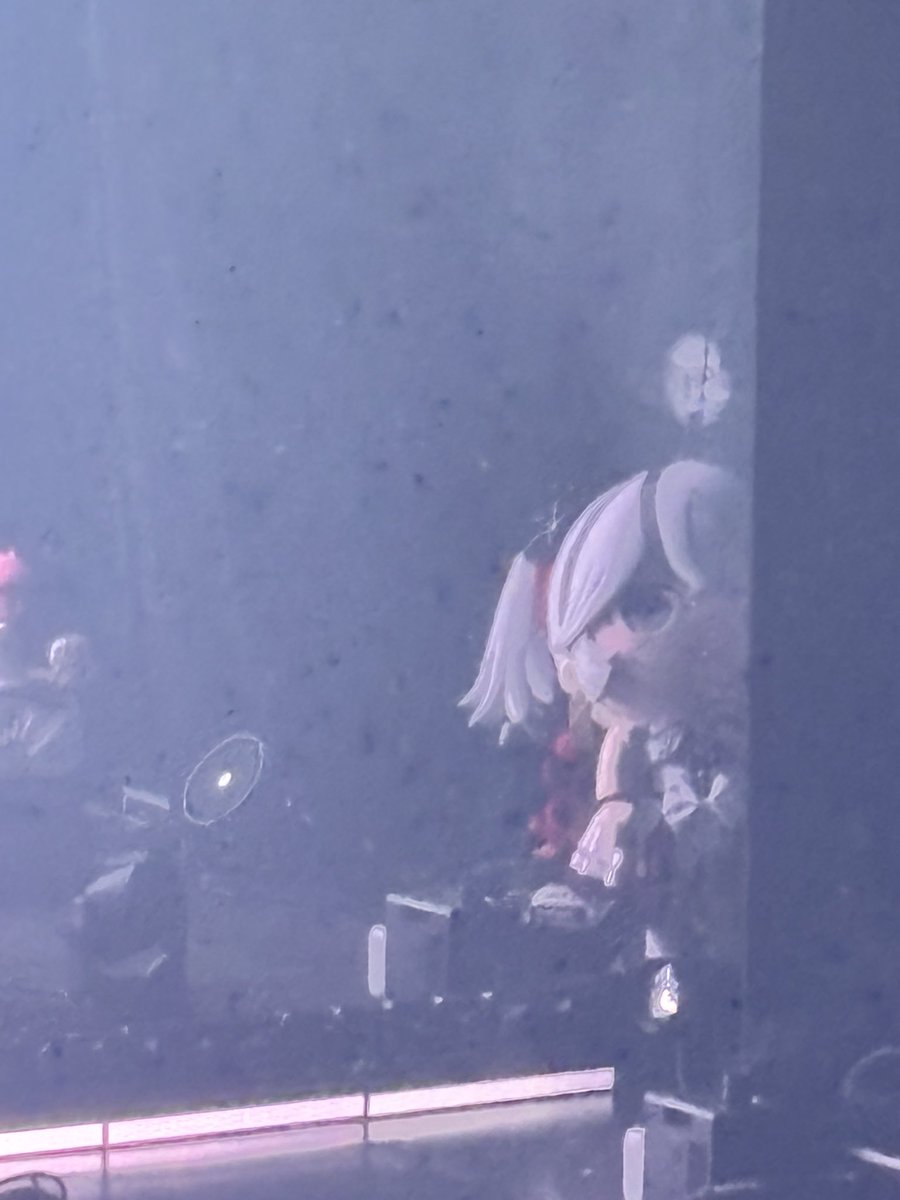 labangely's tweet photo. shes just standing there. Menacingly. https://t.co/hpjhvIkxDA