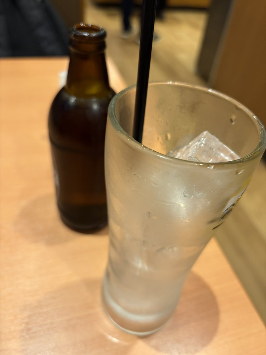 karinsika2000's tweet photo. ジム後のホッピー美味い https://t.co/Vr7QPhiMbb