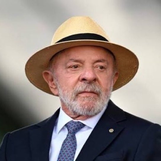 futtmais's tweet photo. ⚠️ Mais de 15 mil vagas de emprego podem acabar com fim das bets; ministérios se preocupam com perda de receita.

A proibição pode eliminar cerca de 15,5 mil empregos, principalmente no setor de informática.

As empresas do setor já sinalizaram que devem recorrer ao STF caso a medida seja mantida. 

De janeiro a julho de 2026, o setor gerou R$ 8,75 bilhões em arrecadação, além de R$ 2,5 bilhões em outorgas pagos em 2025 para operar no Brasil por 5 anos (até 2029).

🗞️ @CNNBrasil 
📸 PT