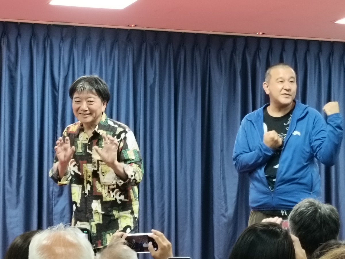 kunikoA's tweet photo. 2026年9月26日
百栄きく麿二人会in亀戸梅屋敷

おもち　林家きく麿/
疝気の虫・弟子の強飯　春風亭百栄/
フライドポテト　きく麿

きく麿師匠のネタ
そこまで特別な何かあった訳でもないがちょっとした会話のズレ
面白い。

亀戸梅屋敷って初めてきたけど
いい所だね
こういう箱が商店街の先にあるんだ https://t.co/yDdB1Wxklh