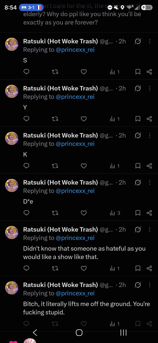 princexx_rei's tweet photo. Very normal reaction. Also refusal to be normal about the touching grass comment, that's the only thing I said taken literally at face value as if you can't 1) touch a hill with grass that's arm reach or 2) actually just be outside in nature, not actually physically touch GRASS https://t.co/5Gupz4zLLK