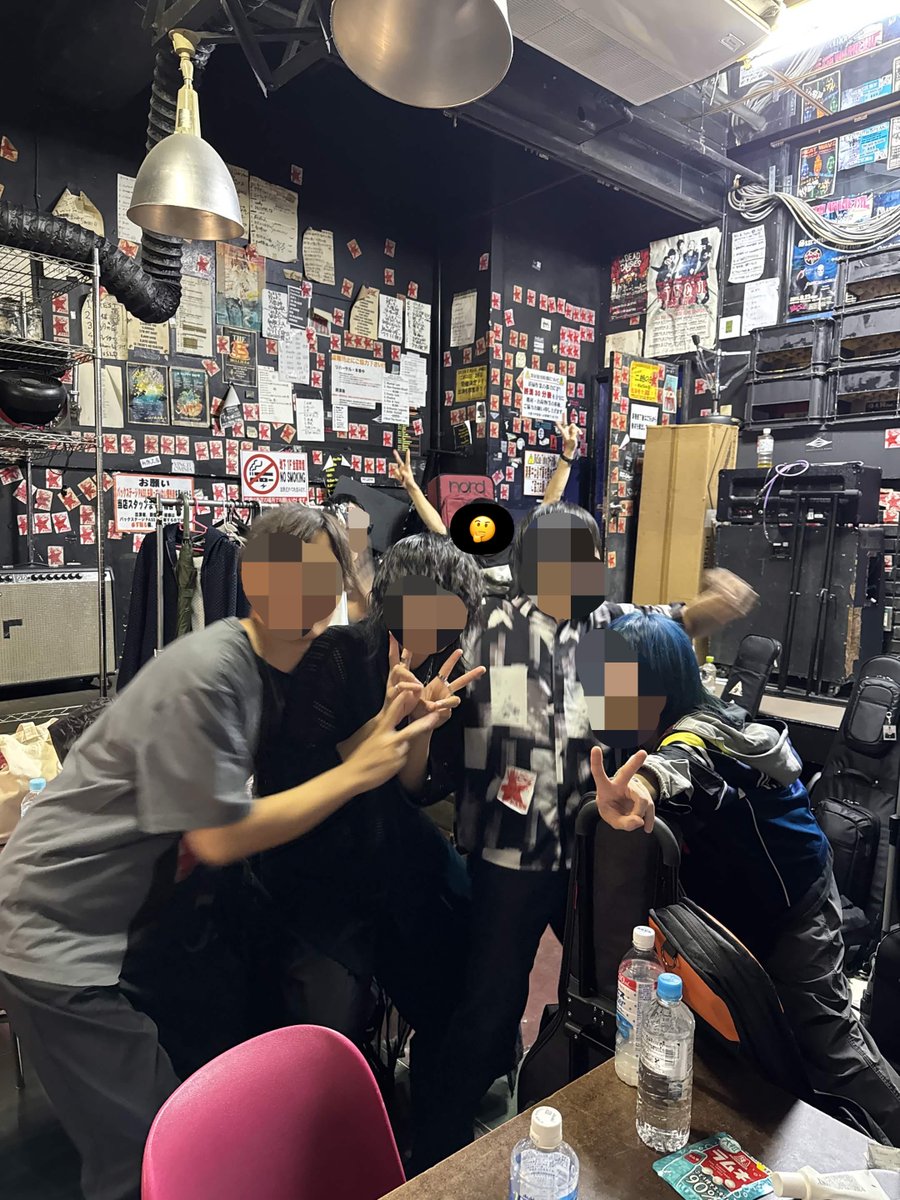 bake_000's tweet photo. RADWIMPSコピーバンドイベント #LIVEWIMPS  
 
有難う御座いました
とてもとても楽しくはしゃぎました
最高のメンバー��最高の1番手しました

【セトリ】
1.夢灯籠(inst sana. Arrange)
2.光
3.ギミギミック
4.セツナレンサ
5. me me she
6.グラウンドゼロ(inst baKe Arrange)
7.魔法鏡
8.俺色スカイ https://t.co/36cOcY6bIN