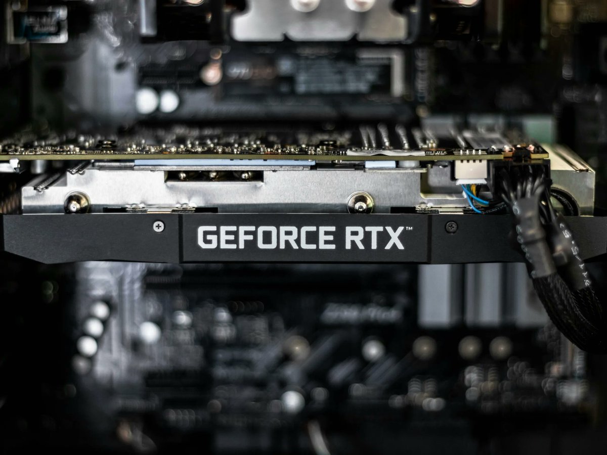 Goclecd's tweet photo. Moore's Law Is Dead persiste et signe : la NVIDIA RTX 6090 sortira bien en 2027 !
L'insider conteste les affirmations de kopite7kimi et maintient que l'architecture Rubin sera prΓͺte pour 2027.
#NVIDIA #RTX6090 #Rubin https://t.co/iZIU2wtuf2