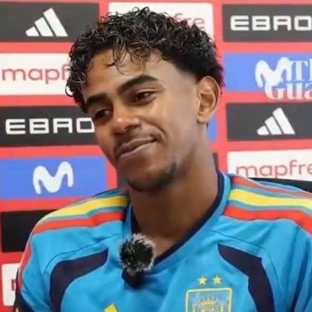 AccessYamal's tweet photo. 🚨🎙️| Lamine Yamal: "After the final, my family was very happy. The problem with that is they don’t know the meaning of defeat. I go to the Euros, I win it; I go to the World Cup, I win it. It seems easy." 💁‍♂️ https://t.co/7Ibt3wcbqd
