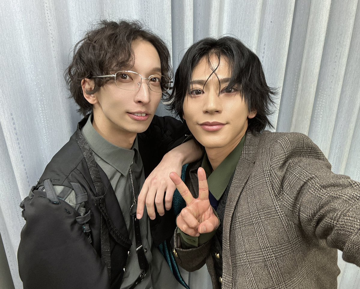 patch_run's tweet photo. 5.6ステ目ご来場感謝です

今日も今日とて''愛''でした

お久しぶりな快征
とても他人を気遣える
座組キーパーソンな存在
素敵で実直な後輩くんです
(ワンピカード仲間でもあります)

明日も愛を込めて
#舞台AIBy https://t.co/SWaXQkgi7h