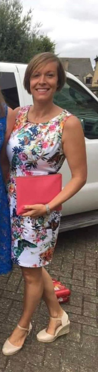 Deano11112023's tweet photo. Short haired milfs got me leaking 😋💦💦💦💦 https://t.co/nhrxAPRKSM