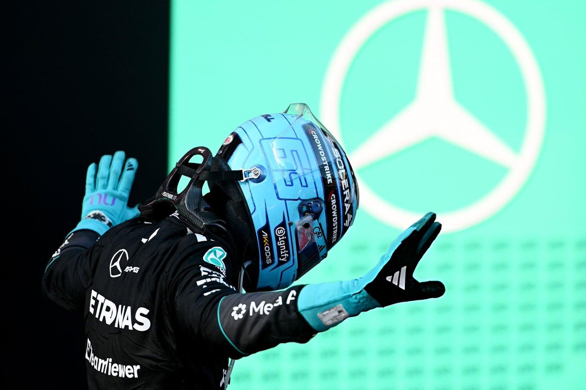MercedesAMGPCF1's tweet photo. T-POSE BABY 

🌟🌟 https://t.co/fiB0u9sUhL