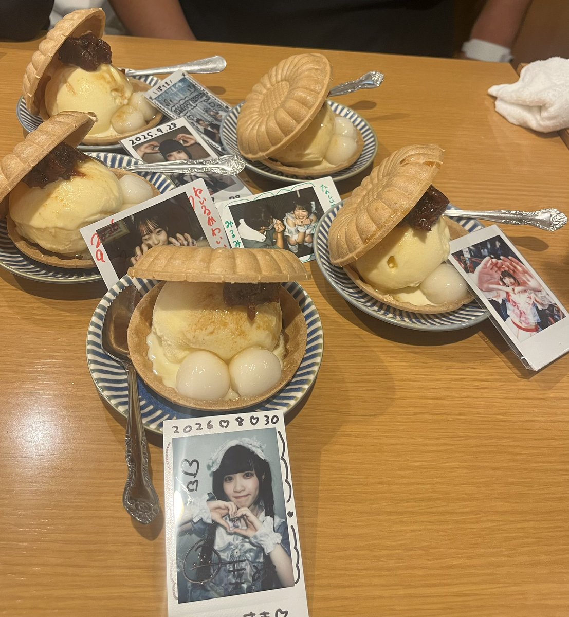 fq_83's tweet photo. みんなで白玉捕食🤍 https://t.co/rlZmwgSH1r